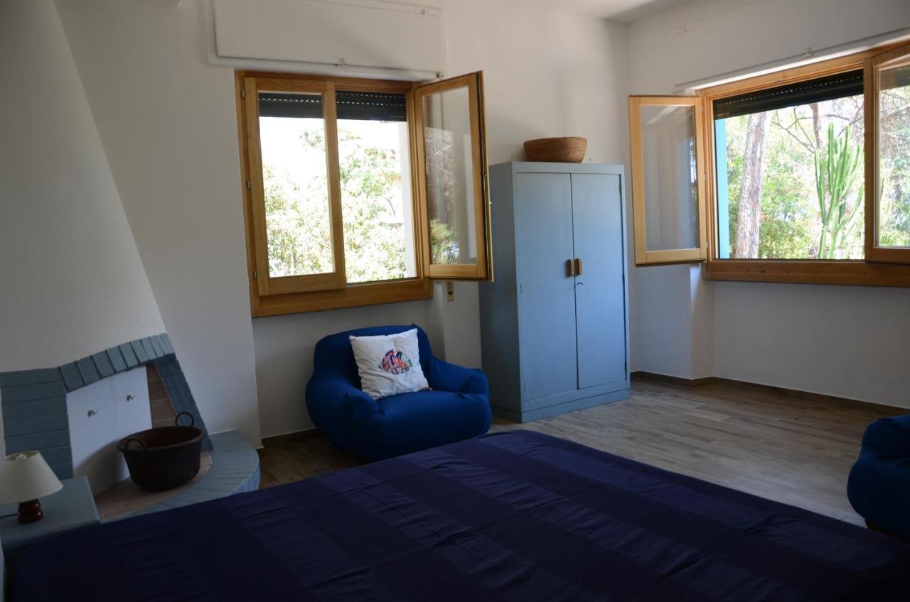 Apartments Villa Corrias Cala Liberotto Ngoại thất bức ảnh