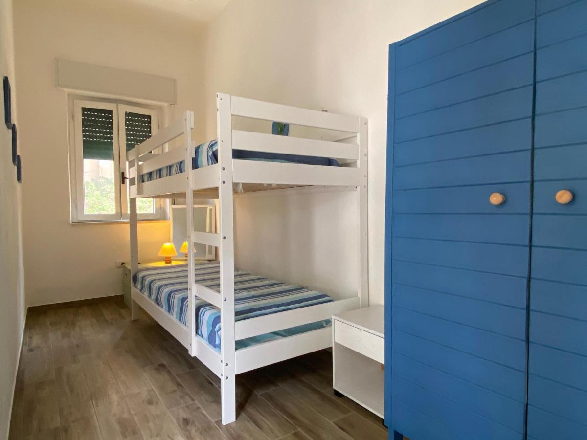 Apartments Villa Corrias Cala Liberotto Ngoại thất bức ảnh